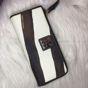 Dooney safari zebra print clutch wallet
